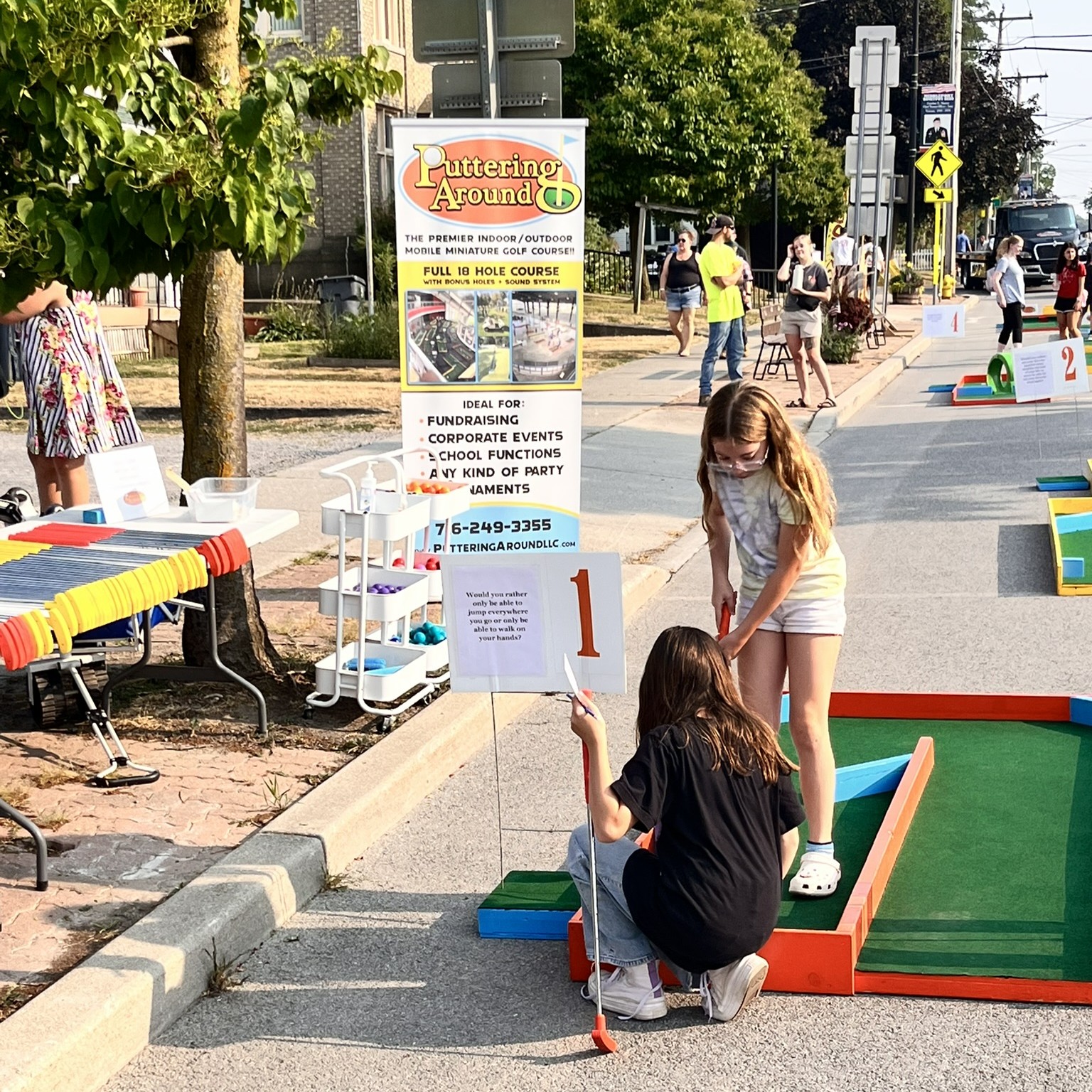 Puttering Around mobile mini golf at a Western NY event